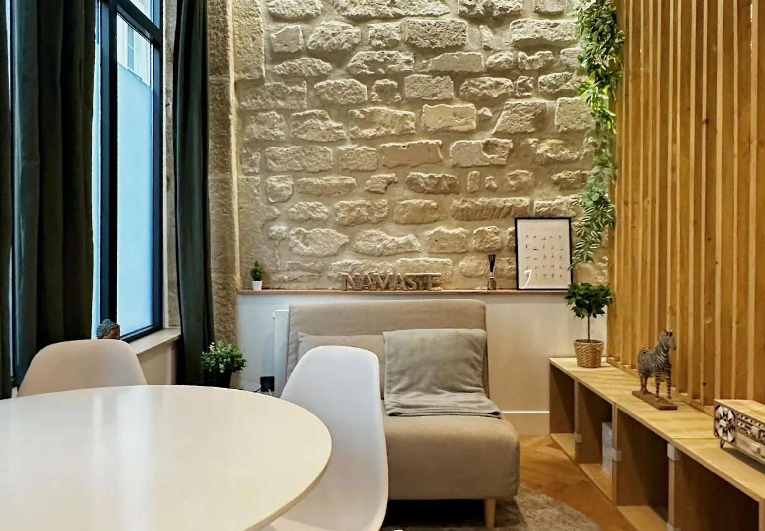 Studio Amelot, Charming & Pierre Paris
